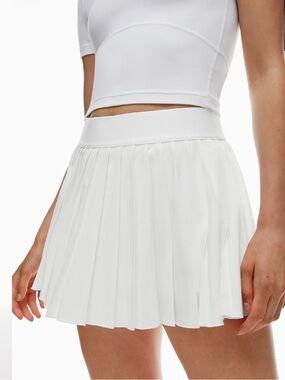 Aritzia TnAction TnaMOVE™ Tennis Micro Pleated Skirt White NWT